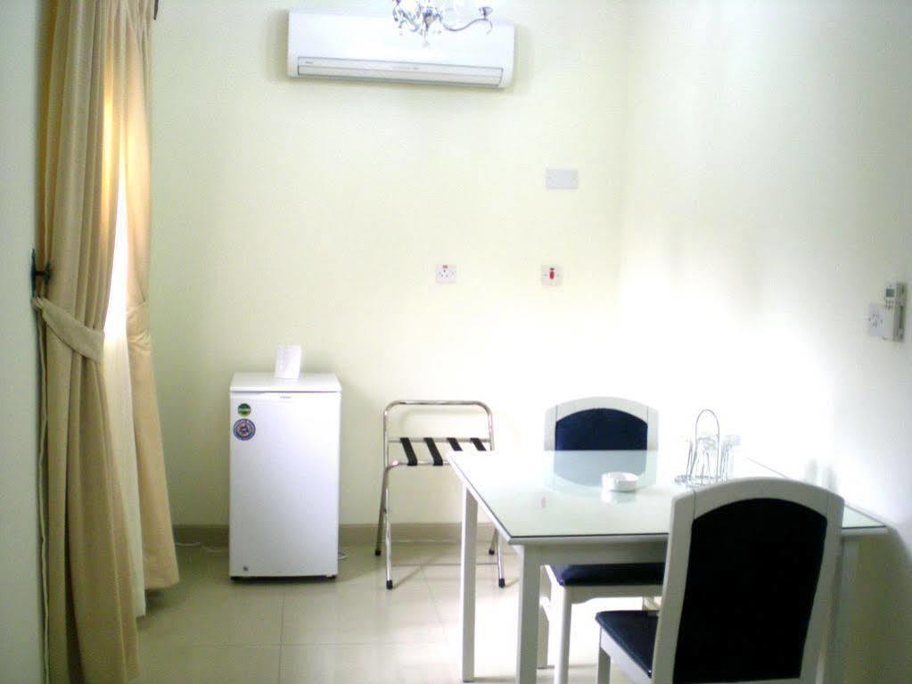 Tropicana Hotel 3*